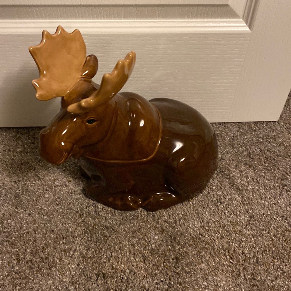Kohls moose cookie jar